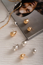 Brinco Gota Lisa Dourado