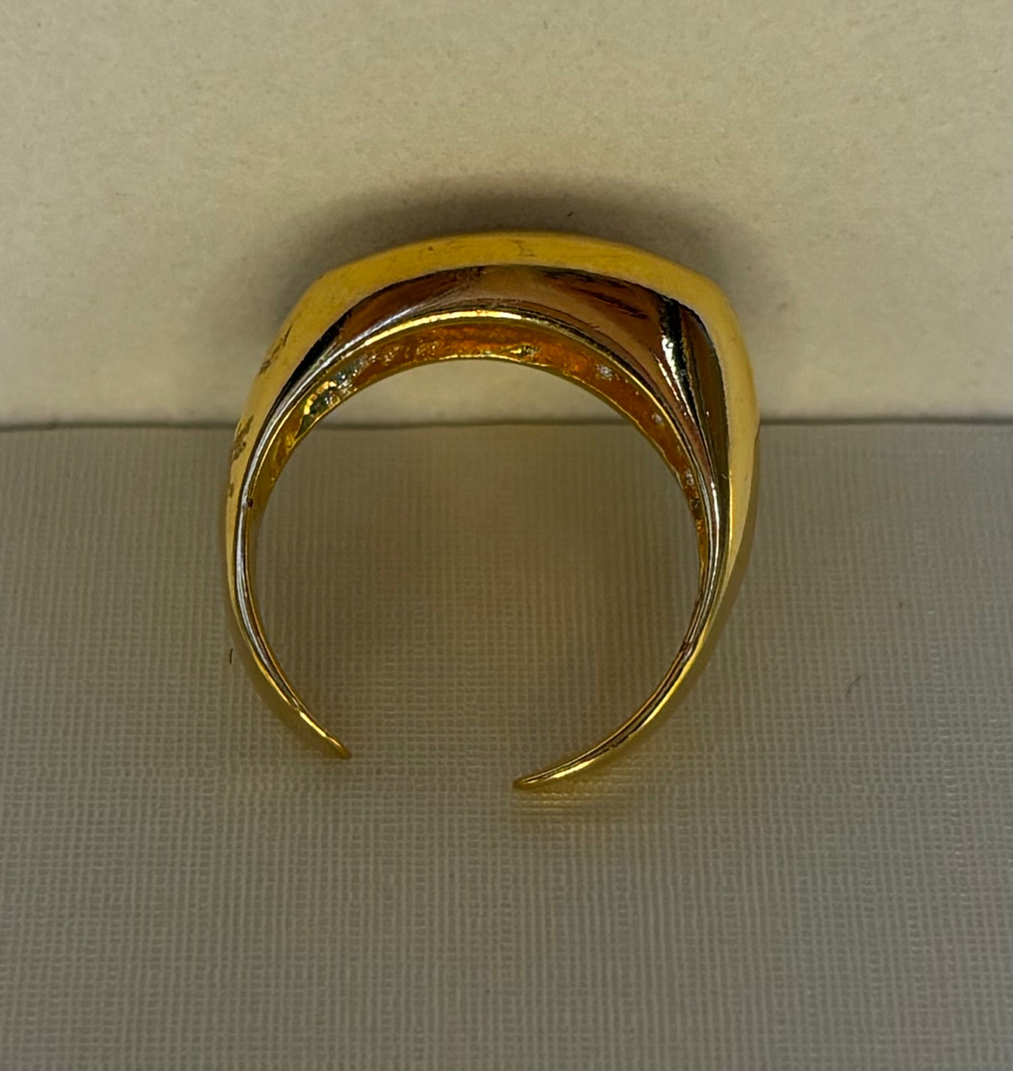 Anel Liso Dourado Regulável