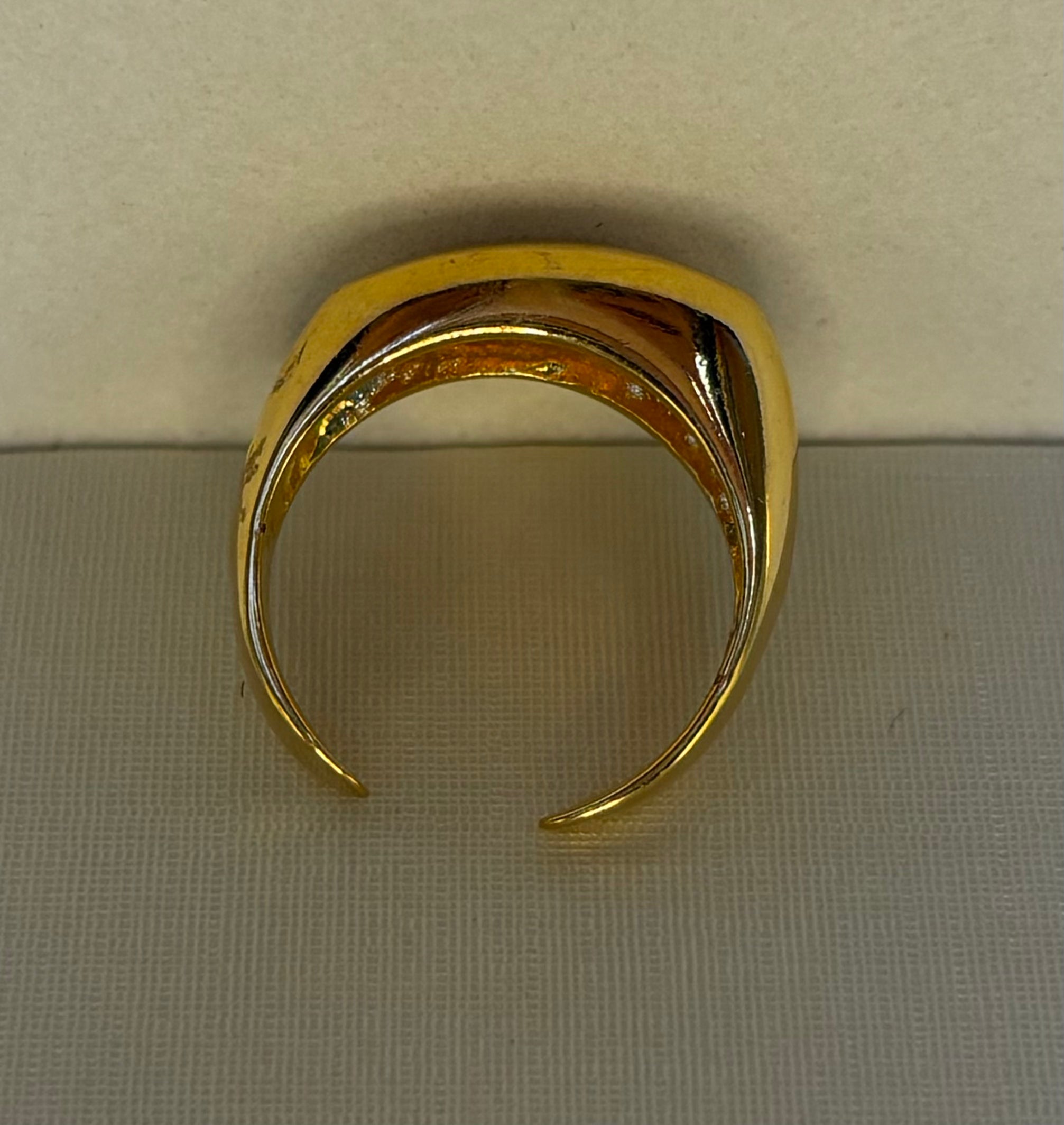 Anel Liso Dourado Regulável