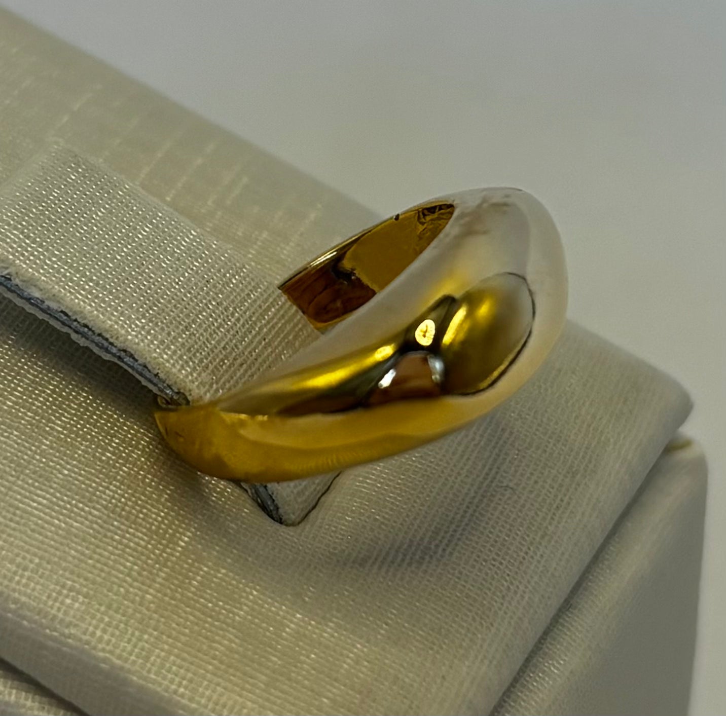 Anel Liso Dourado Regulável