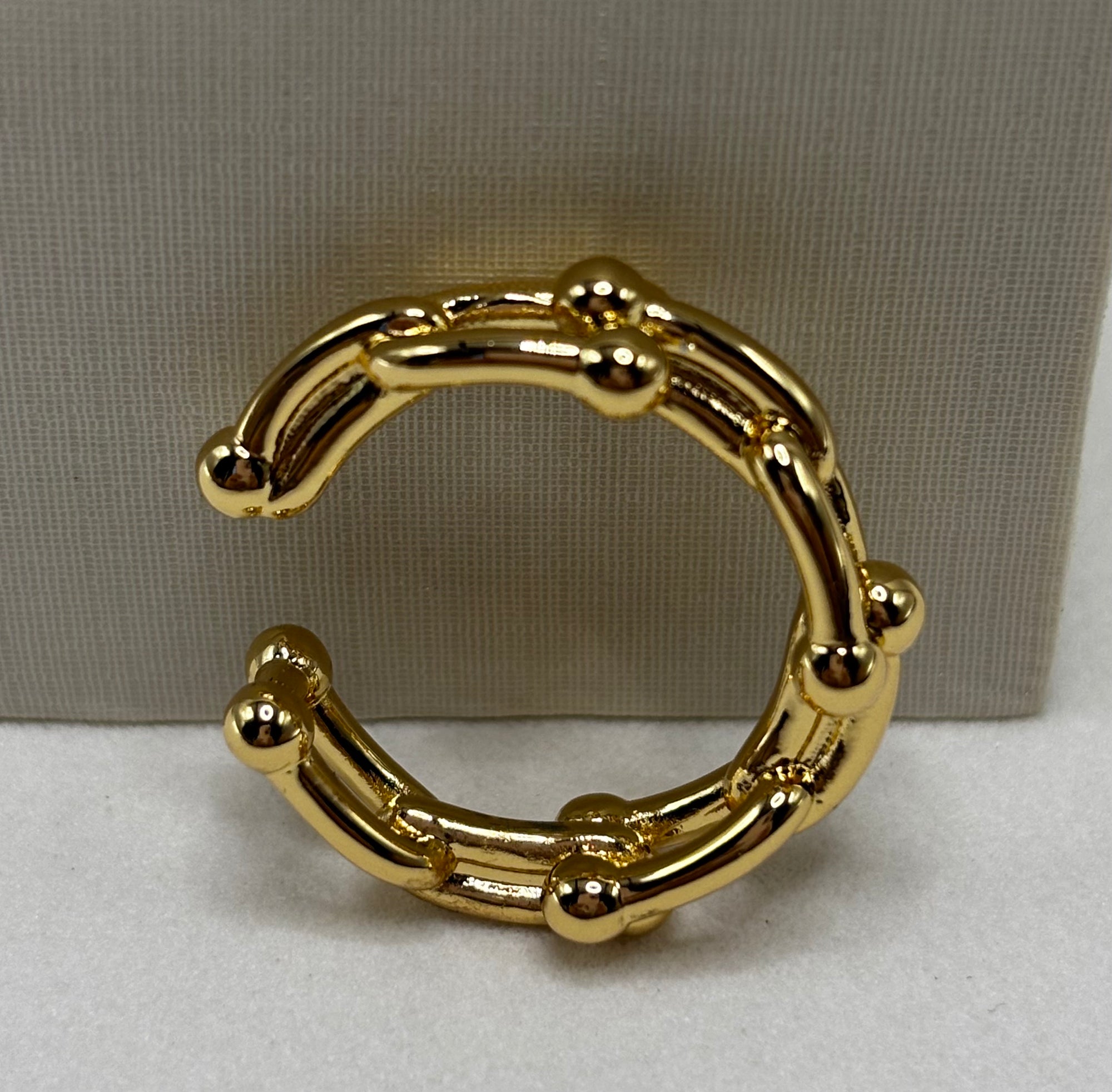 Anel Vazado Liso Dourado Regulável