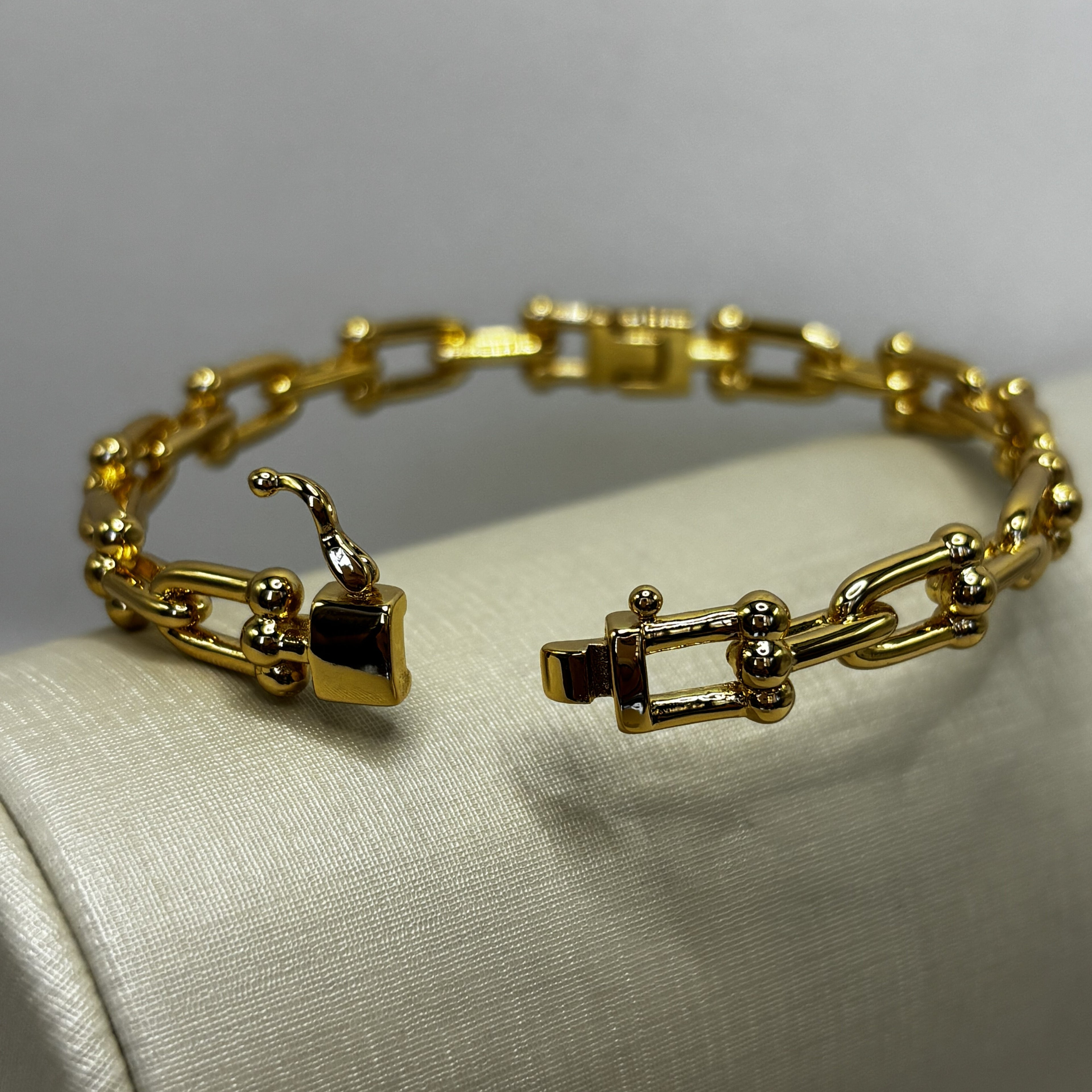 Bracelete Elos Lisos Dourado