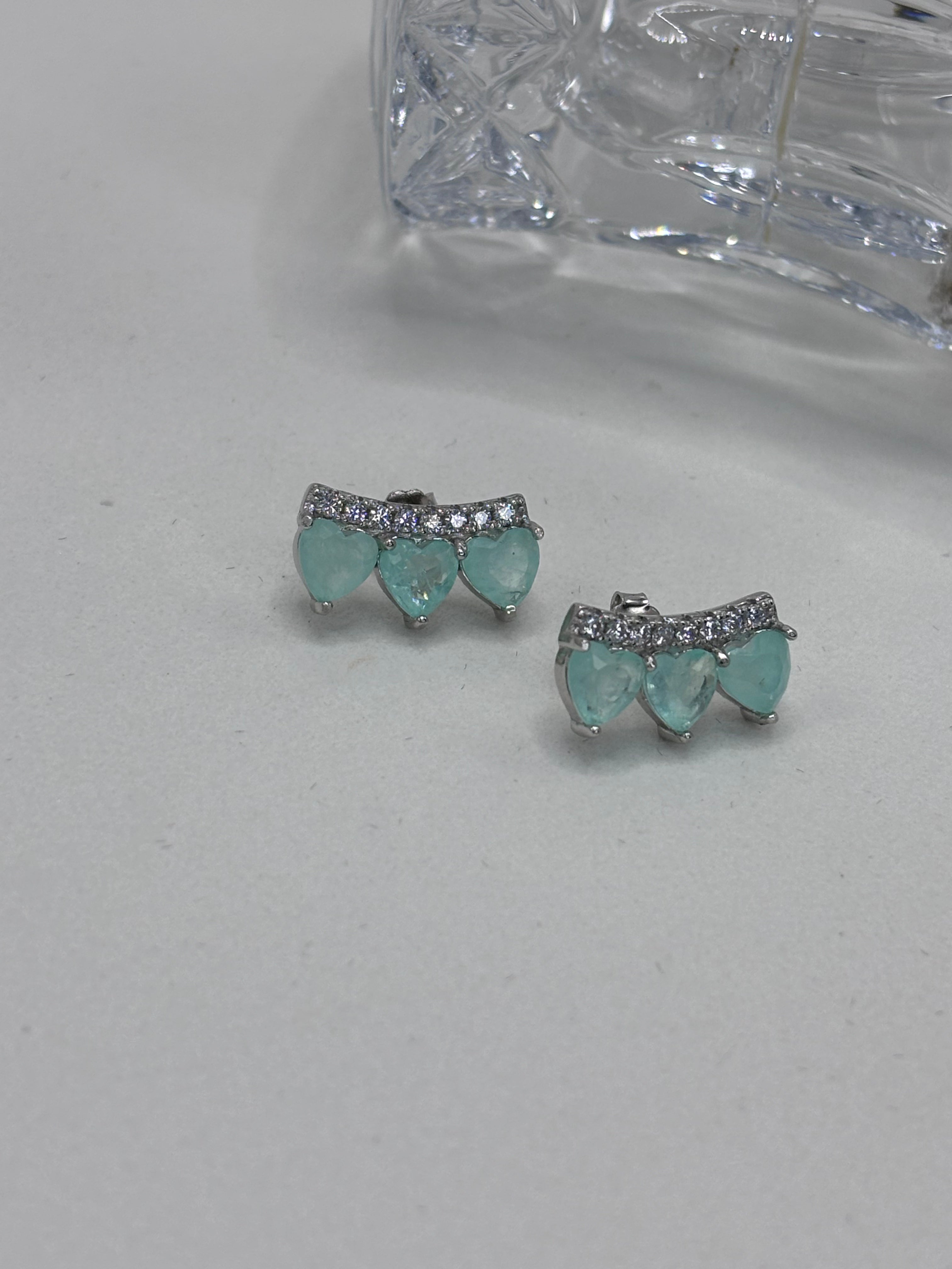 Brinco fusion turmalina light zirconia branca earcuff três corações