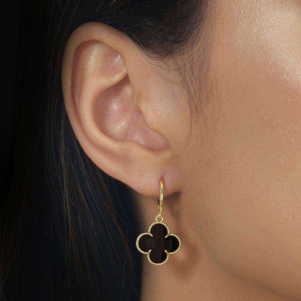 Brinco Dourado de Trevo com Zircônia Preta - Galeria