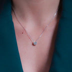 Colar Ponto de Luz Moissanite 0.26ct em Prata 925 com Banho de Ródio