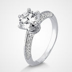 Anel Moissanite 2.36ct Redondo Cravejado em Prata 925 com Banho de Ródio